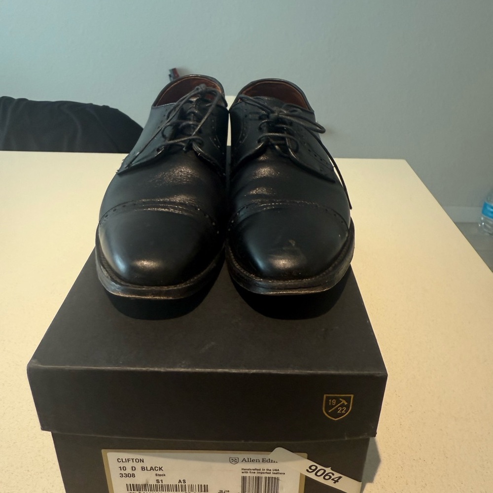 Allen Edmonds Black Leather Oxfords